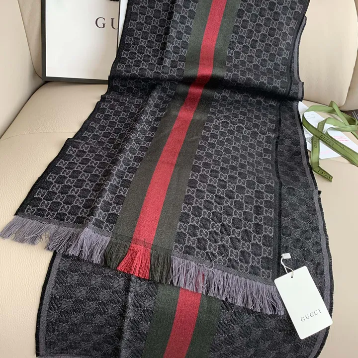 スーパーコピー グッチ マフラー