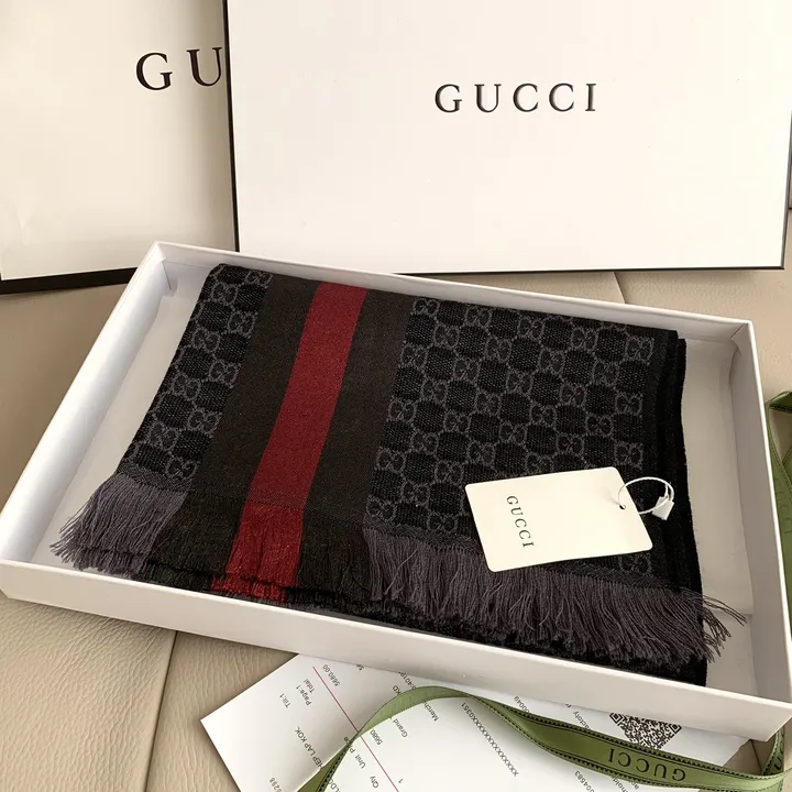 スーパーコピー グッチ マフラー