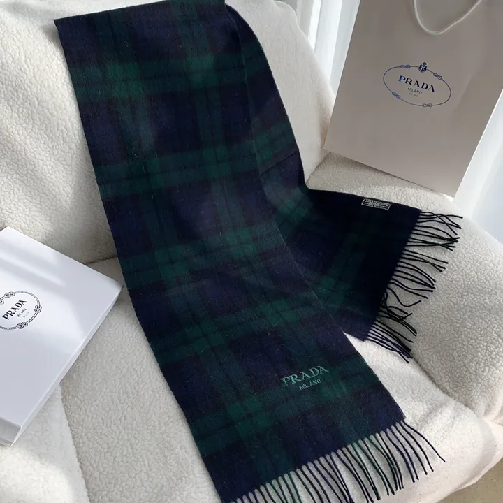 スーパーコピー プラダ マフラー