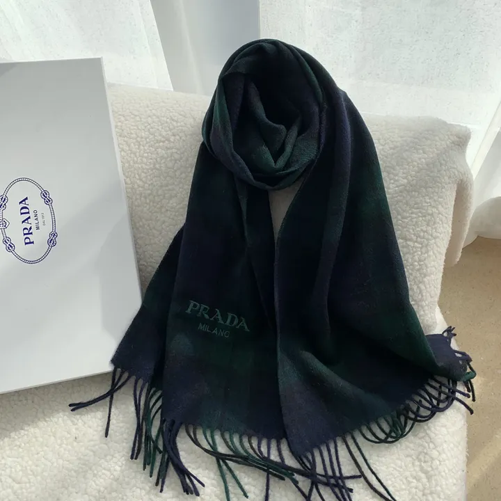 スーパーコピー プラダ マフラー