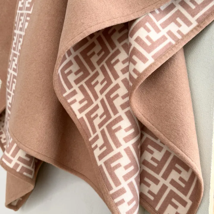 スーパーコピー フェンディ マフラー