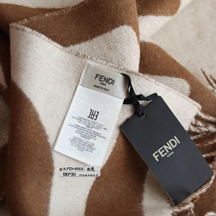 スーパーコピー フェンディ マフラー