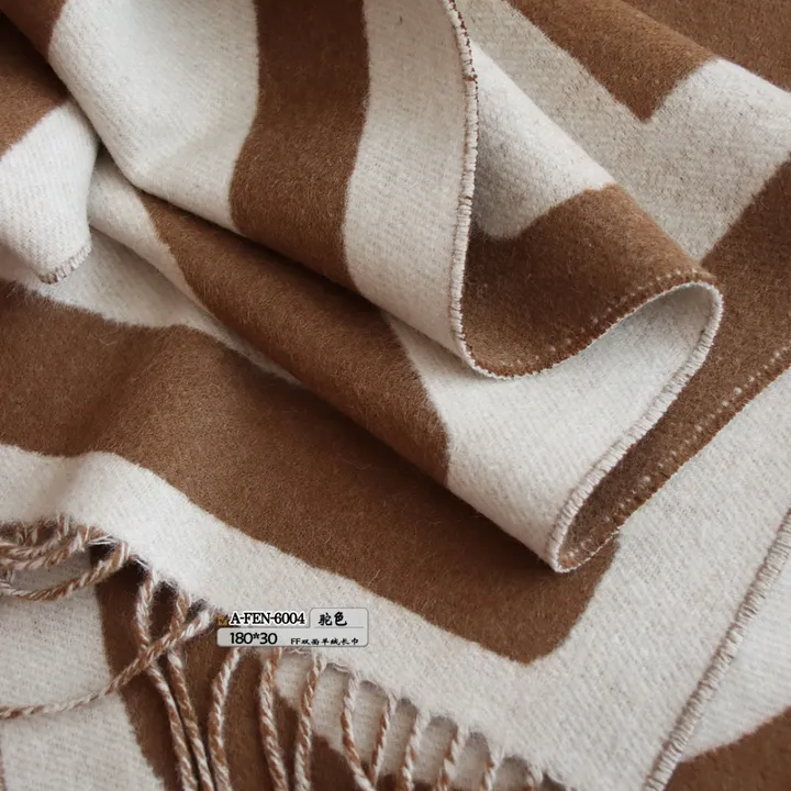 スーパーコピー フェンディ マフラー