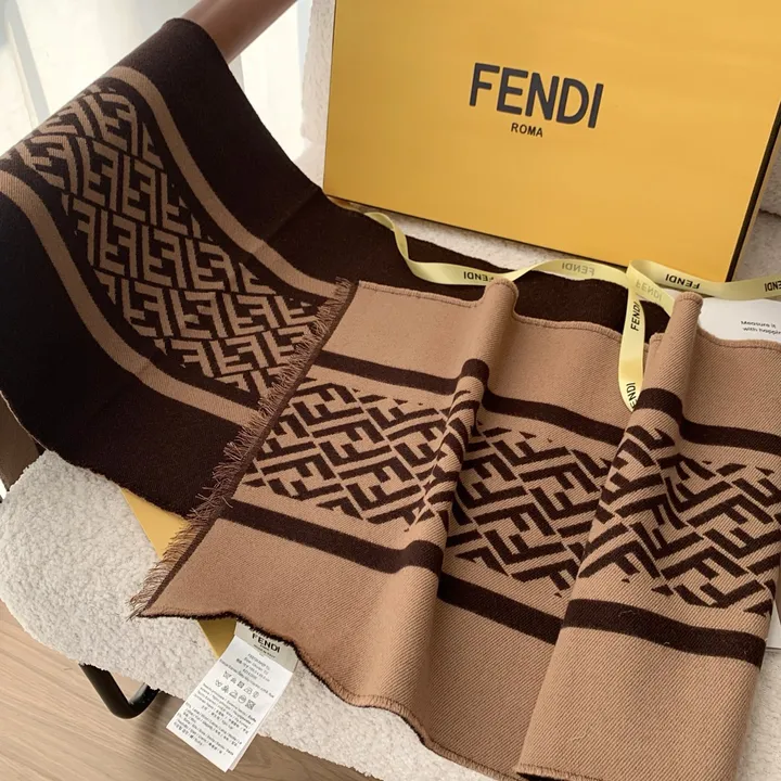 スーパーコピー フェンディ マフラー