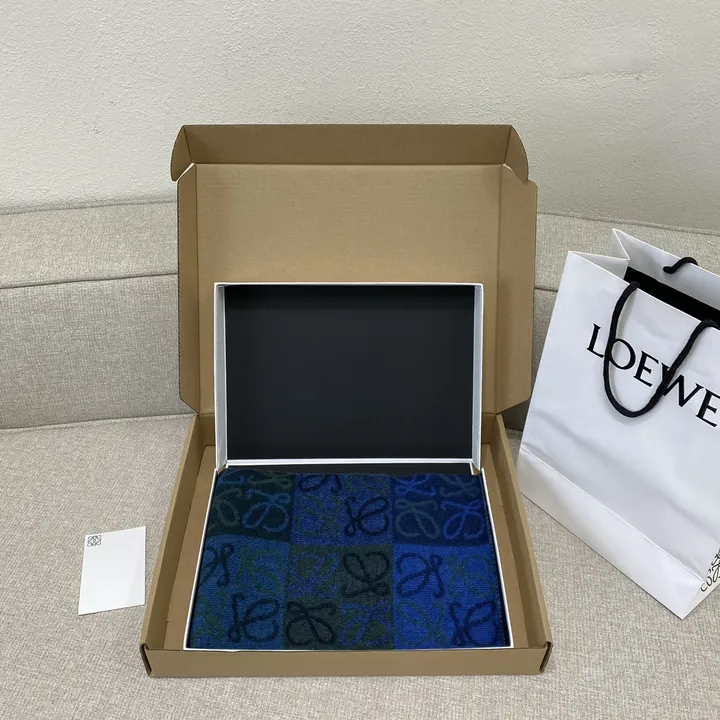 スーパーコピー ロエベ マフラー