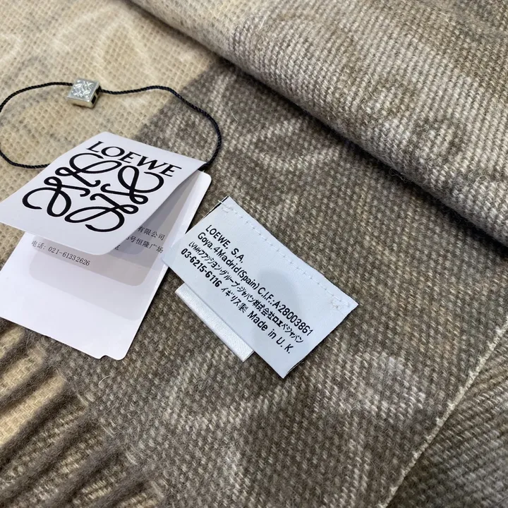 スーパーコピー ロエベ マフラー