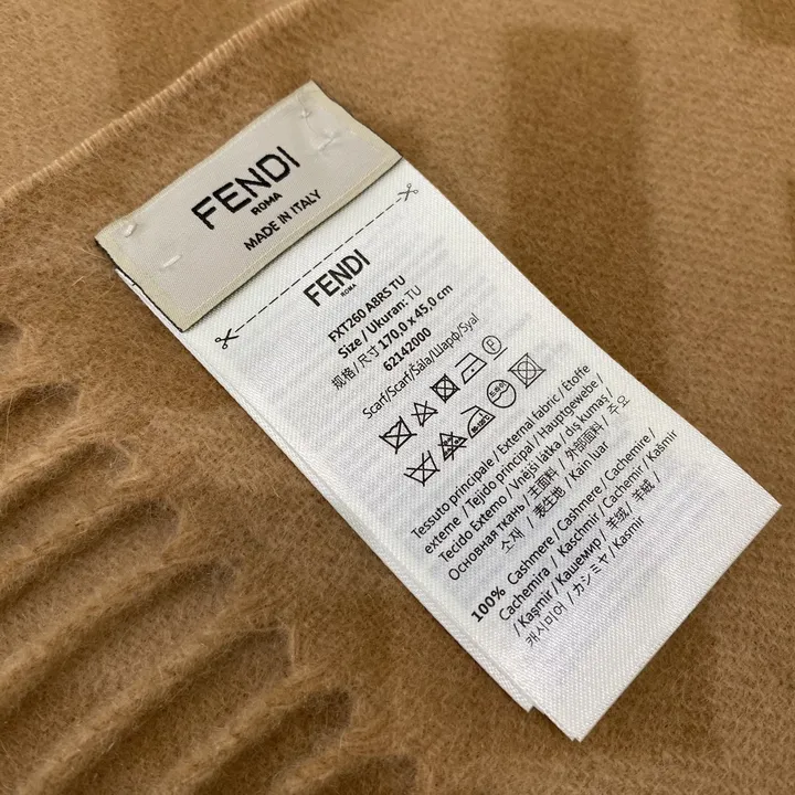 スーパーコピー フェンディ マフラー