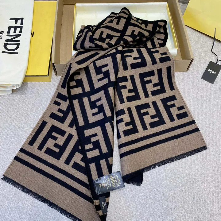 スーパーコピー フェンディ マフラー