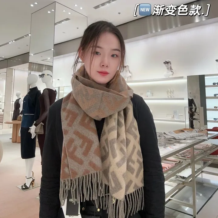 スーパーコピー フェンディ マフラー