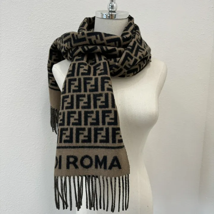 スーパーコピー フェンディ マフラー