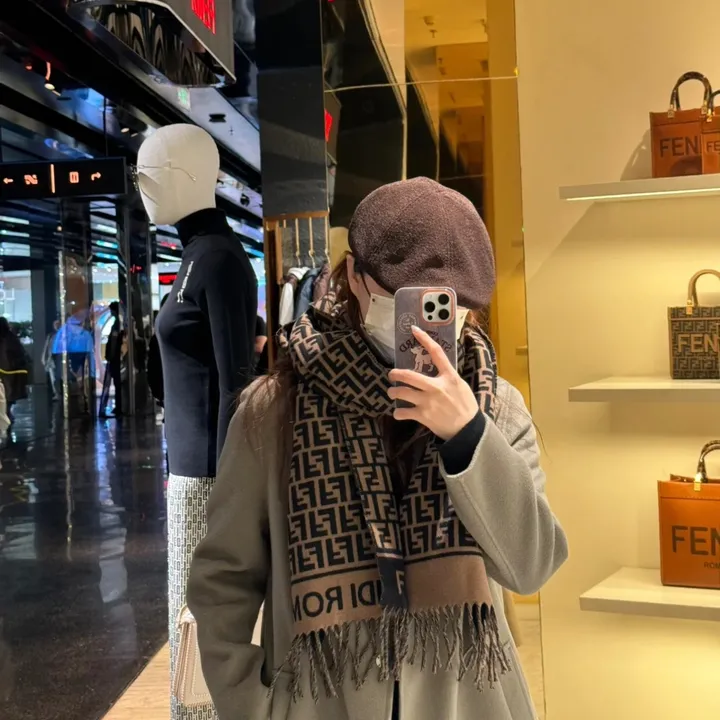 スーパーコピー フェンディ マフラー