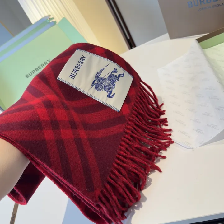 スーパーコピー バーバリー ス マフラー