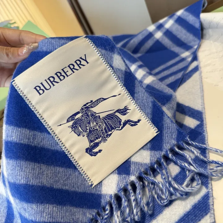 スーパーコピー バーバリー ス マフラー