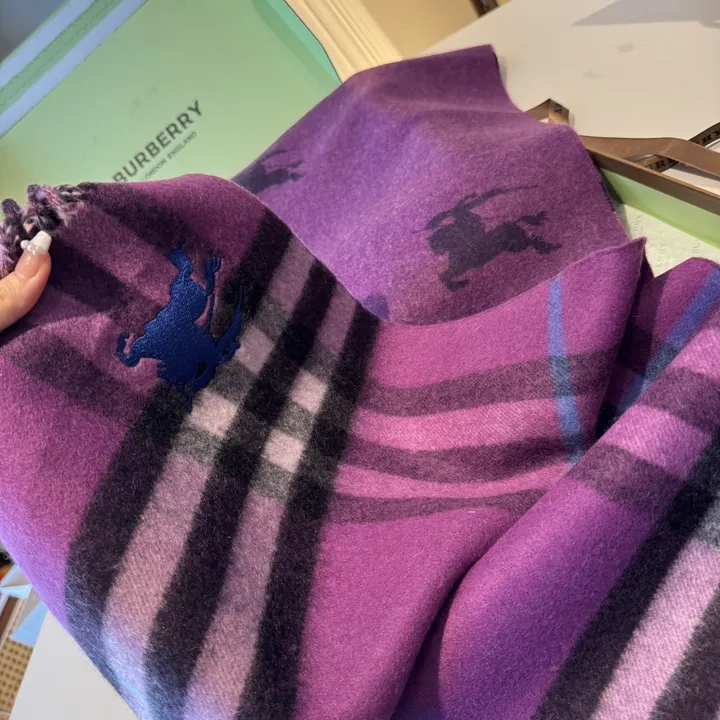 スーパーコピー バーバリー ス マフラー