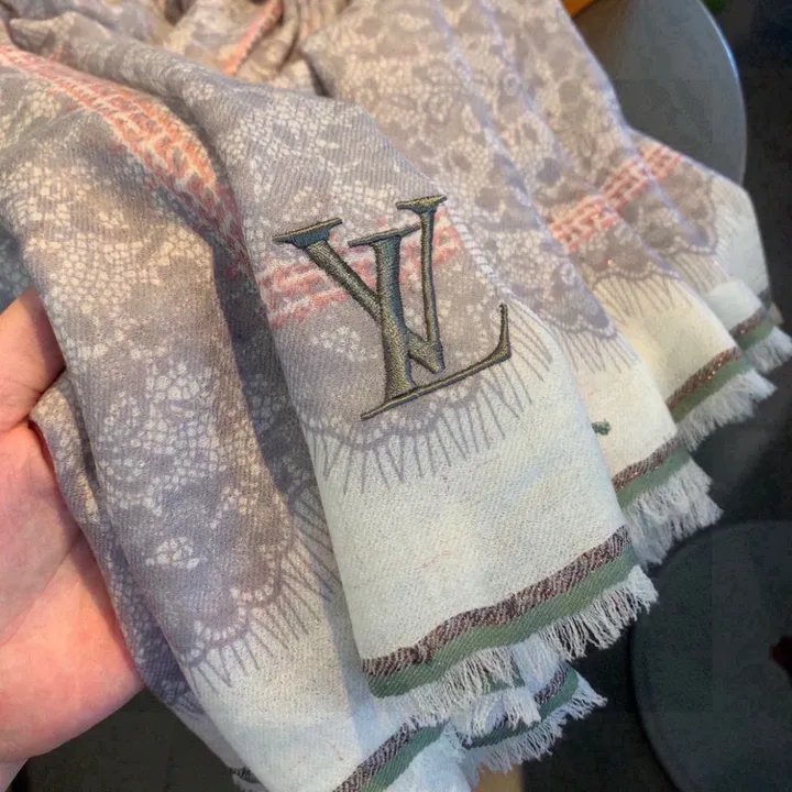 スーパーコピー ルイヴィトン マフラー