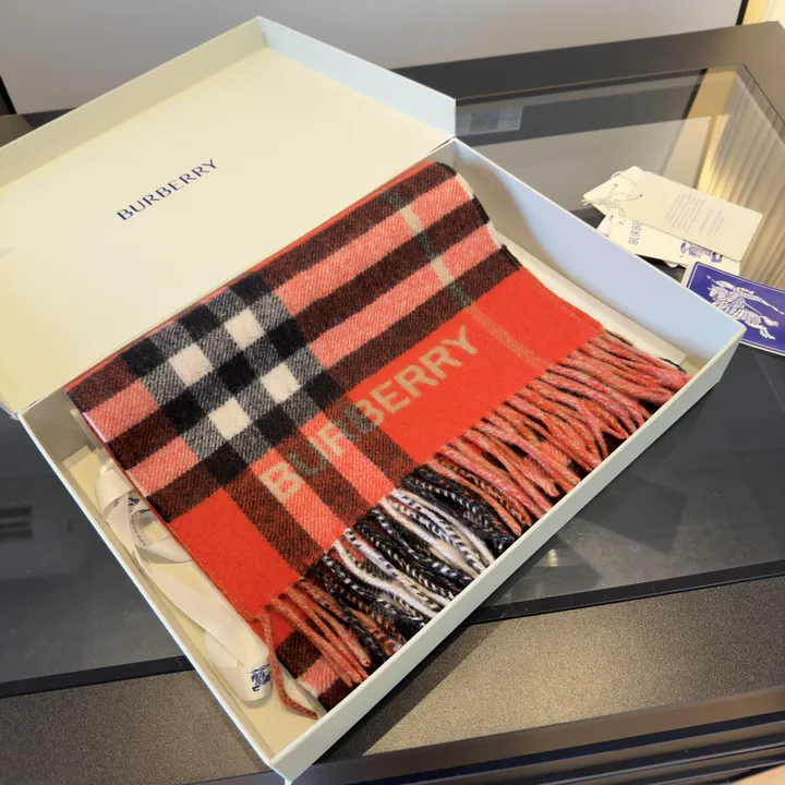 スーパーコピー バーバリー ス マフラー