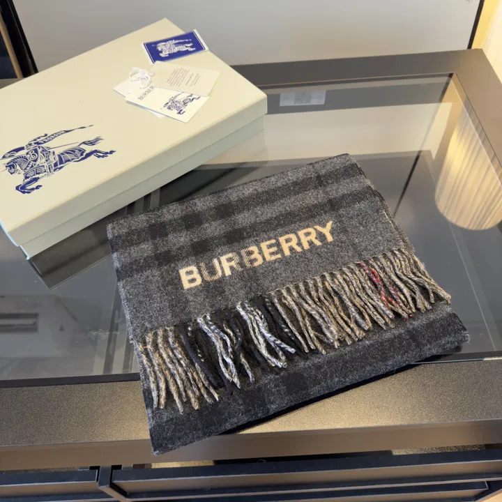 スーパーコピー バーバリー ス マフラー