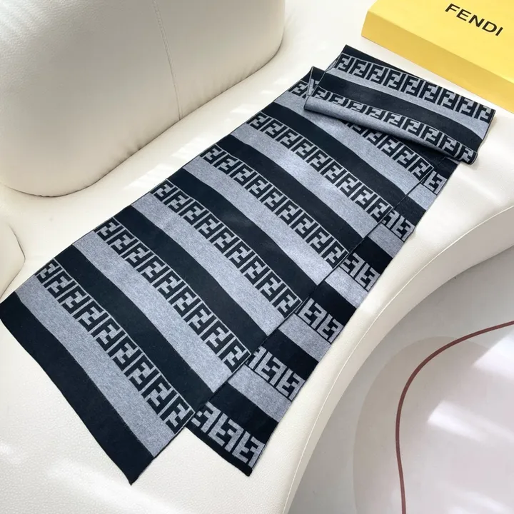 スーパーコピー フェンディ マフラー