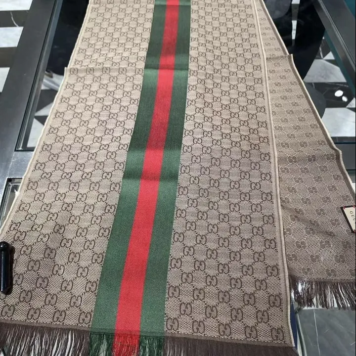 スーパーコピー グッチ マフラー