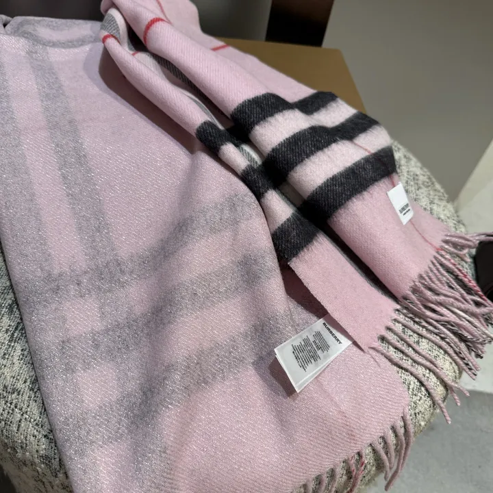 スーパーコピー バーバリー ス マフラー