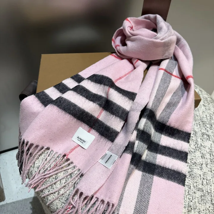 スーパーコピー バーバリー ス マフラー