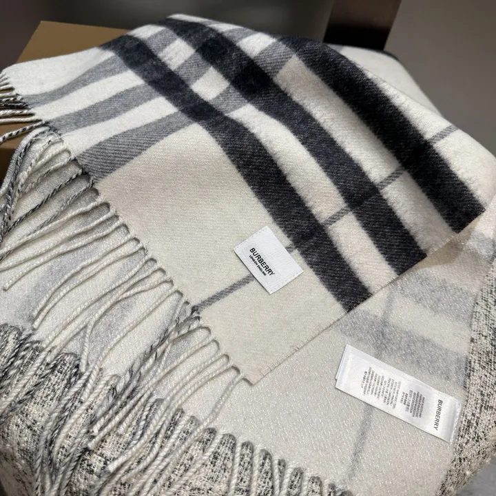 スーパーコピー バーバリー ス マフラー