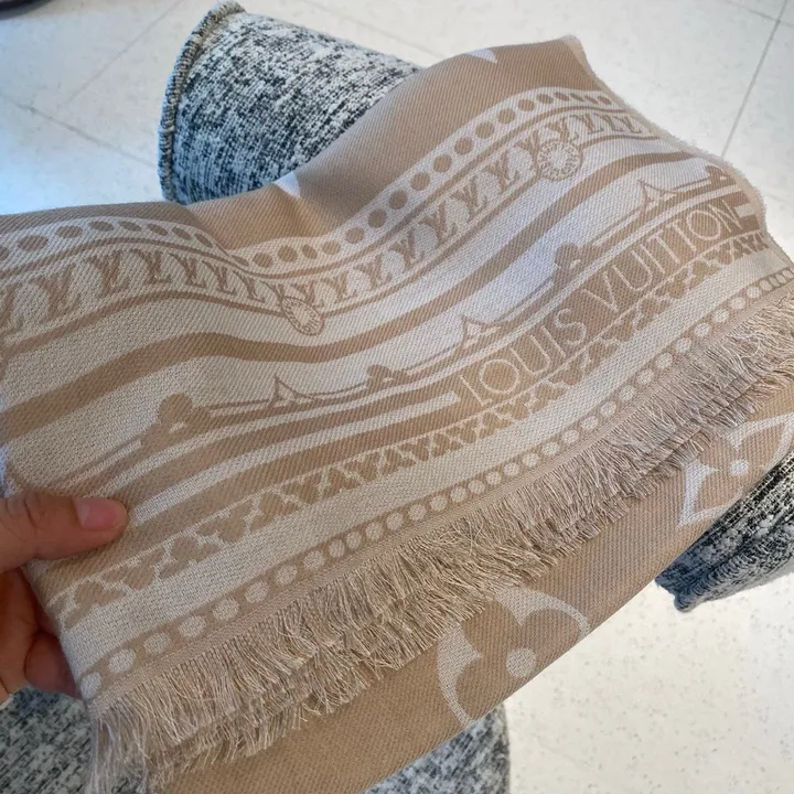 スーパーコピー ルイヴィトン マフラー