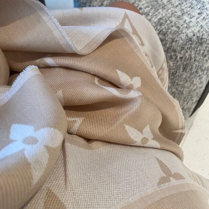 スーパーコピー ルイヴィトン マフラー