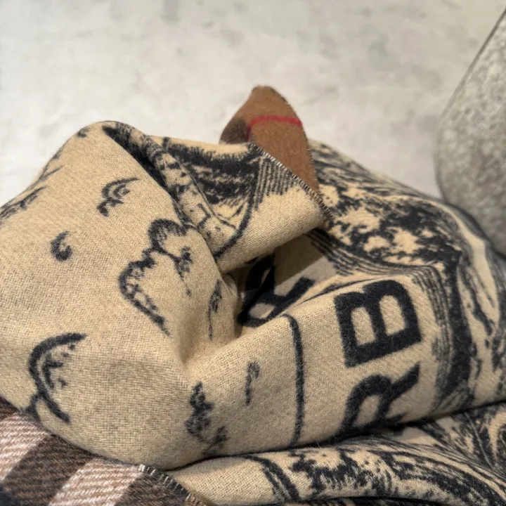 スーパーコピー バーバリー ス マフラー