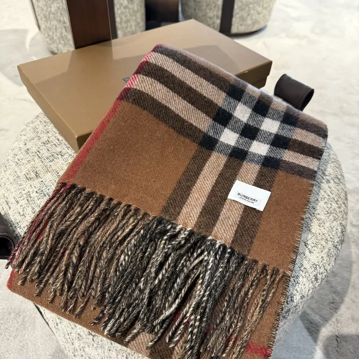 スーパーコピー バーバリー ス マフラー