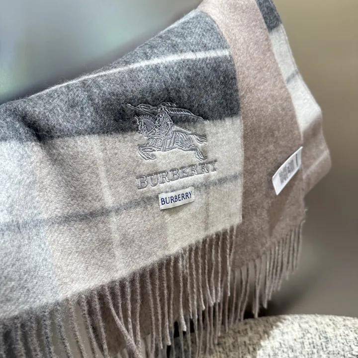 スーパーコピー バーバリー ス マフラー