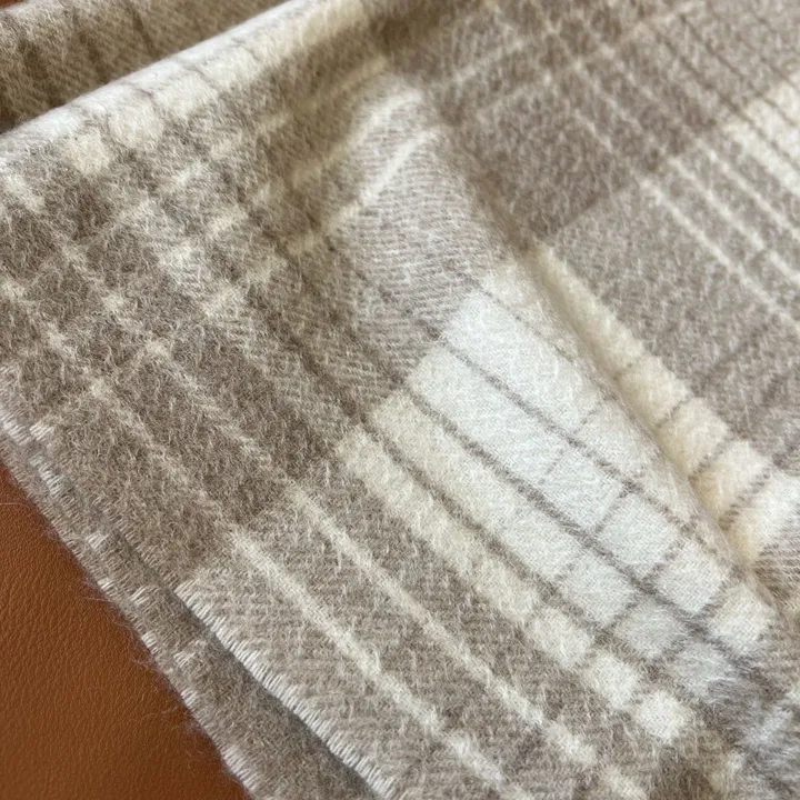 スーパーコピー フェラガモ マフラー