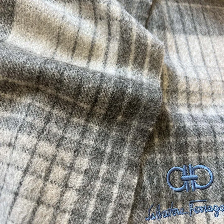 スーパーコピー フェラガモ マフラー