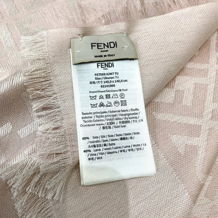 スーパーコピー フェンディ マフラー