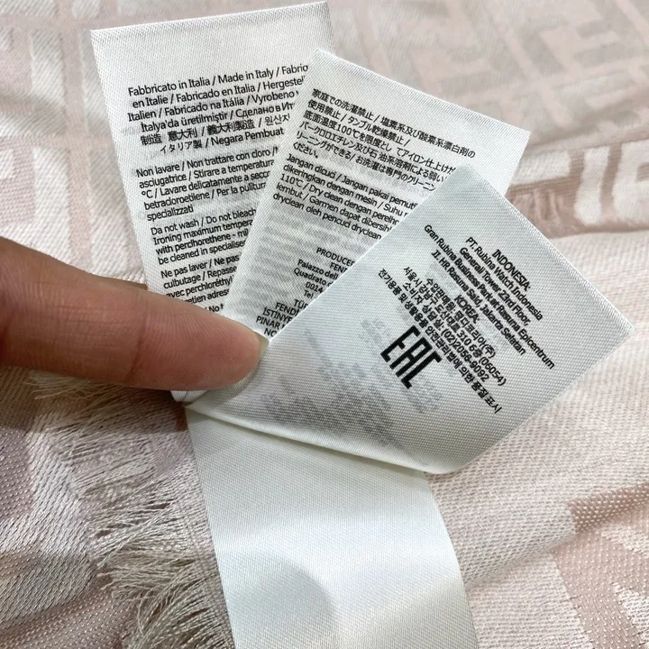 スーパーコピー フェンディ マフラー