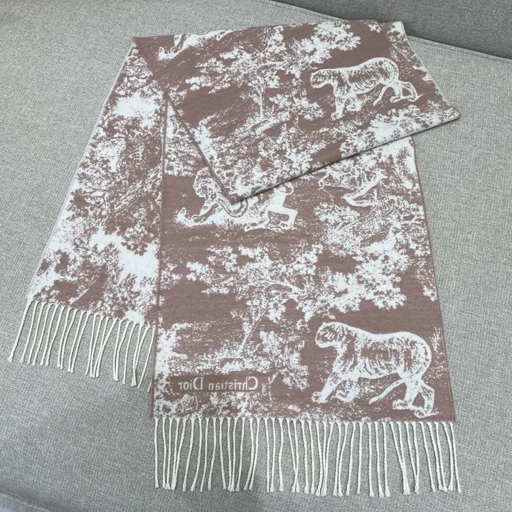 スーパーコピー ディオール マフラー