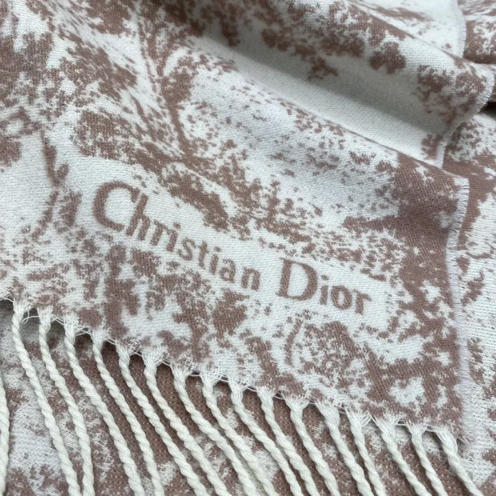 スーパーコピー ディオール マフラー