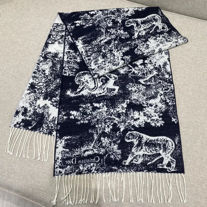 スーパーコピー ディオール マフラー