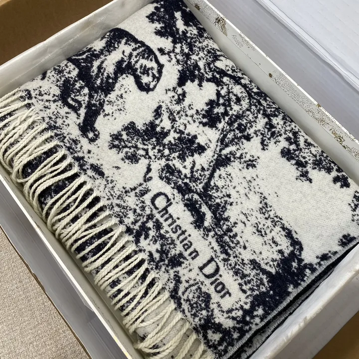 スーパーコピー ディオール マフラー