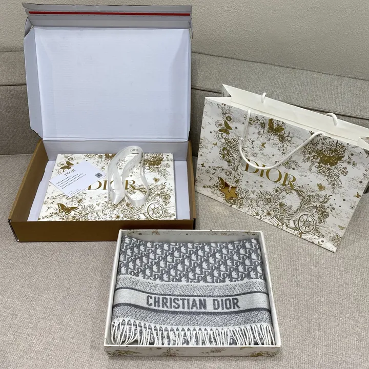 スーパーコピー ディオール マフラー