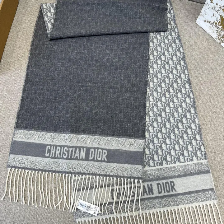 スーパーコピー ディオール マフラー