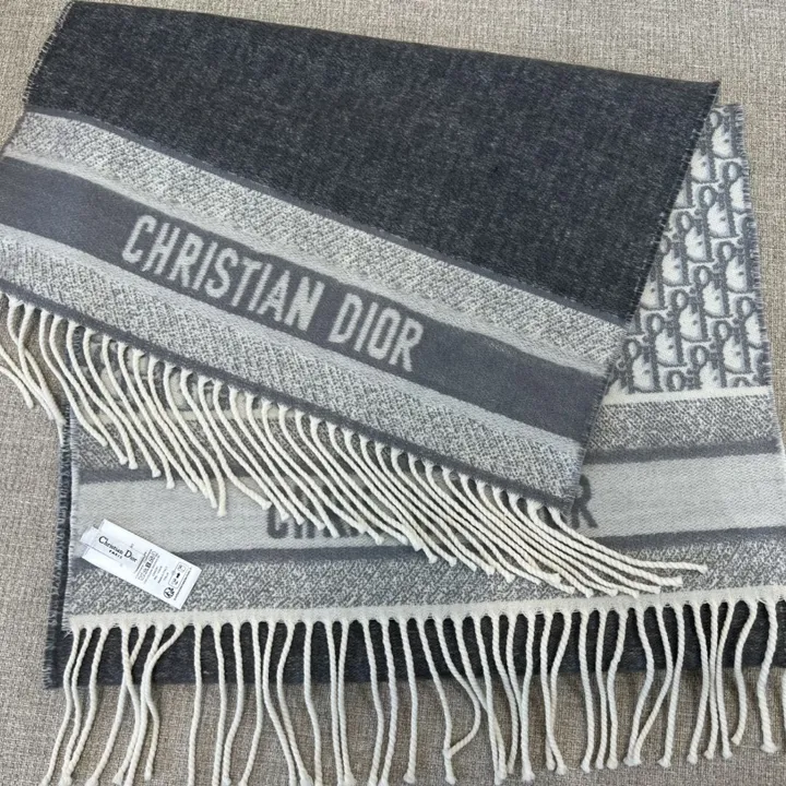 スーパーコピー ディオール マフラー