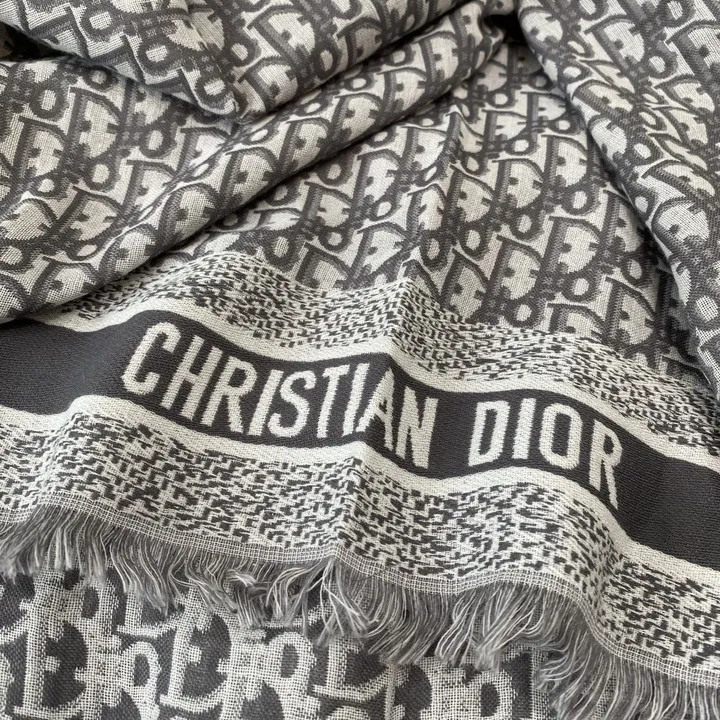 スーパーコピー ディオール マフラー