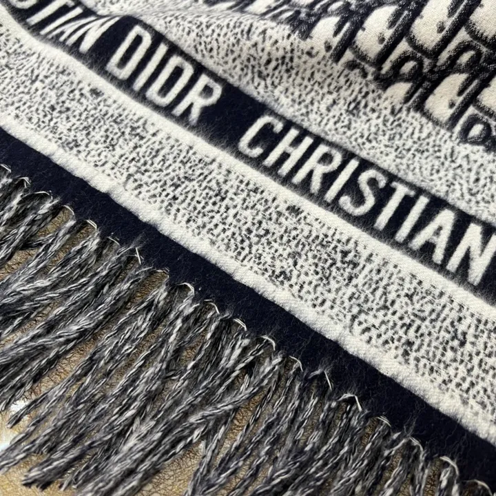 スーパーコピー ディオール マフラー