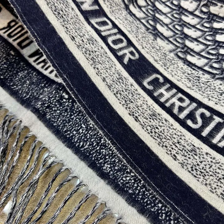 スーパーコピー ディオール マフラー