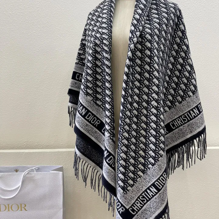 スーパーコピー ディオール マフラー