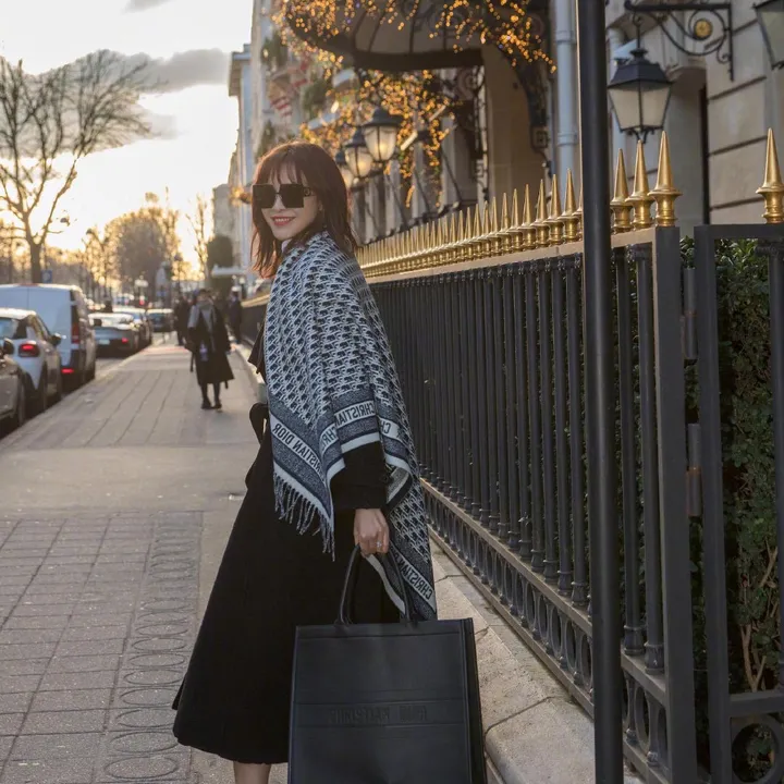 スーパーコピー ディオール マフラー