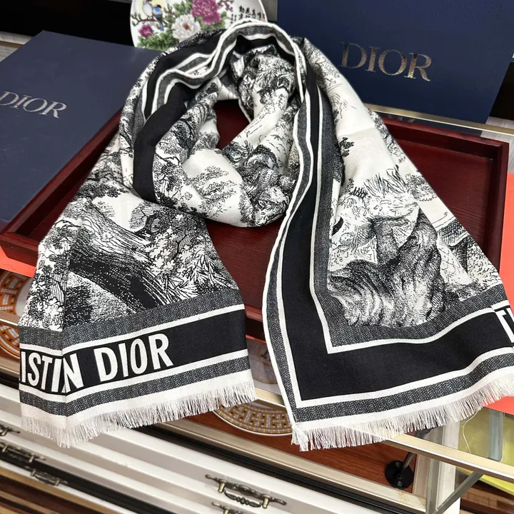 スーパーコピー ディオール マフラー