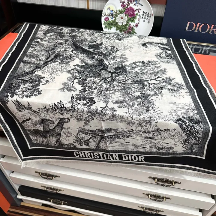 スーパーコピー ディオール マフラー