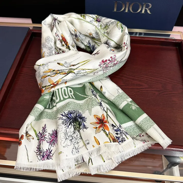 スーパーコピー ディオール マフラー